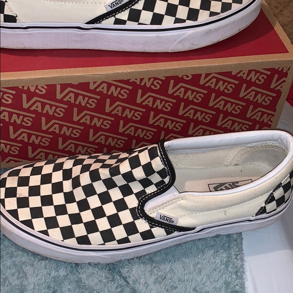 Vans - Picture 2 of 3